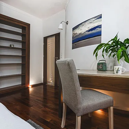Apartman Klimatyczny W Centrum